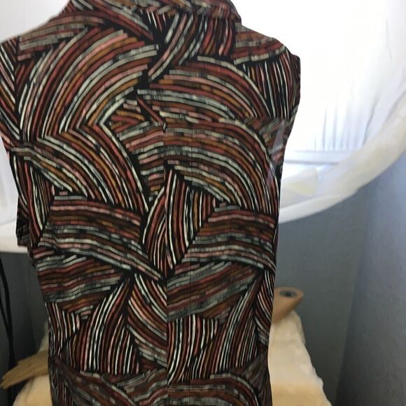 Apt 9 Multi Print 2 Pocket Sleeveless S - Picture 5 of 6